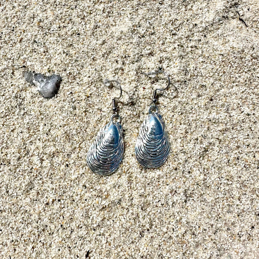 Oyster Earrings
